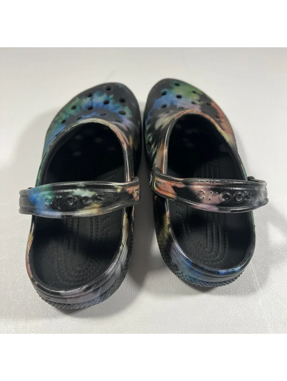 Crocs Classic Black Tie Dye Rainbow Slip On Clog Unisex Size kids 7